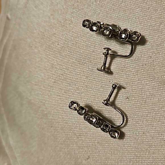 White Metal Clear Rhinestone Screw Back Earrings - Picture 3 of 5